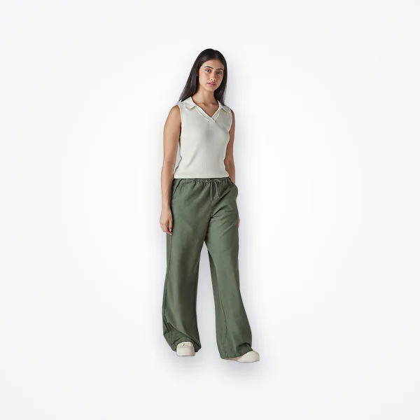 Levi's Women's Olive XL Straight Loose Fit Mid Rise Trousers